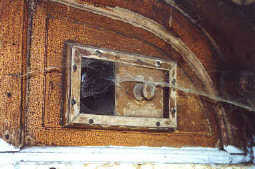 Wooden sliding vents were fitted
       on each bulkhead